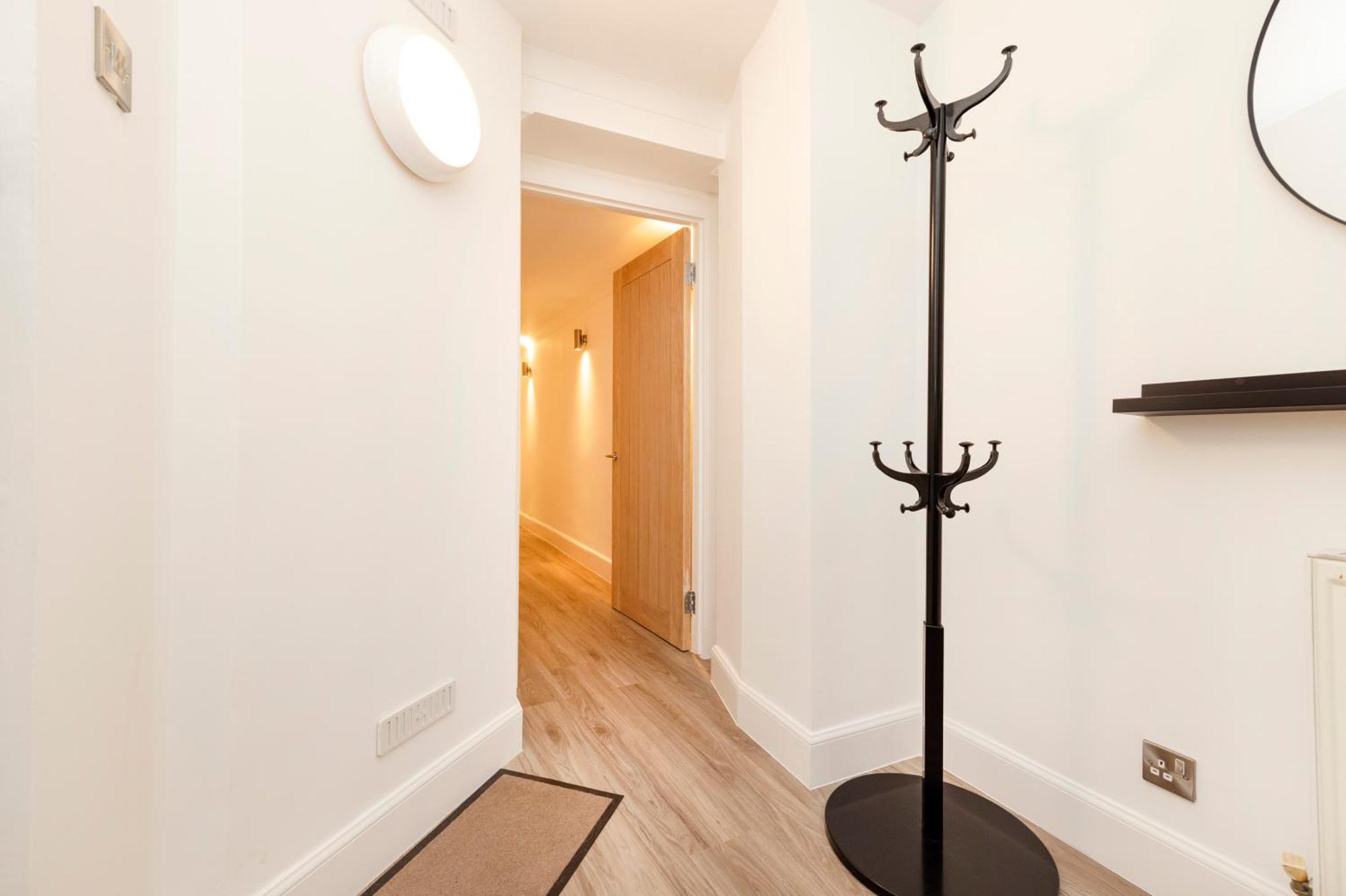 Joivy 3Br Flat In Haymarket With Free Parking Edinburgh Dış mekan fotoğraf